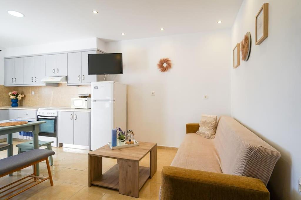 Katerinas Garden Apartment Kampos  Exterior photo