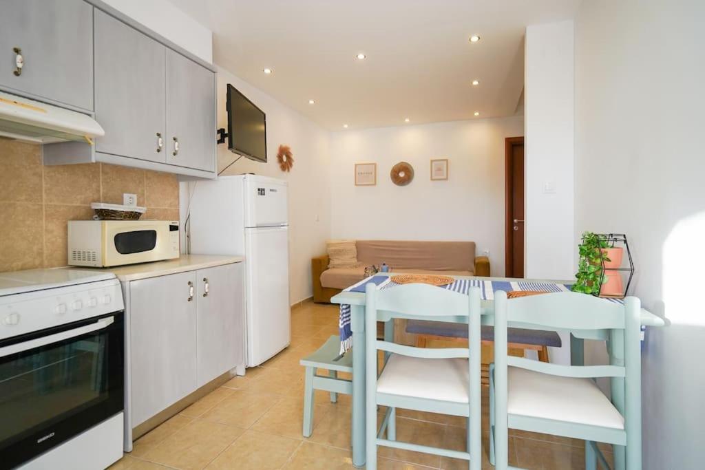 Katerinas Garden Apartment Kampos  Exterior photo